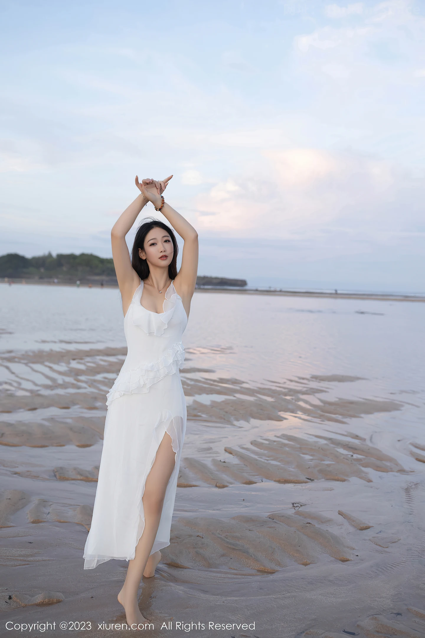 图片[6]-[XiuRen秀人网] VOL.6976 模特唐安琪白色连衣长裙+性感白色吊带睡裙秀曼妙身姿诱惑写真80P-秀人网官方网站